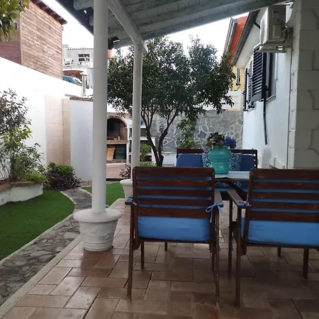 Apartment-edera-near-the-sea-with-parking-and-barbecue * Budoni