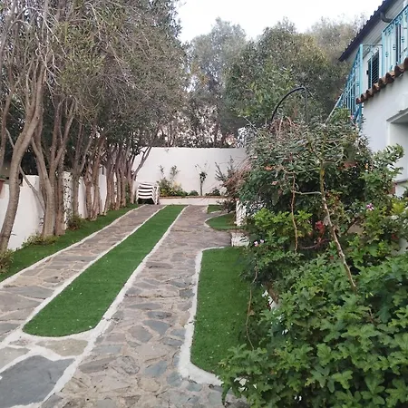 Apartment-edera-near-the-sea-with-parking-and-barbecue *