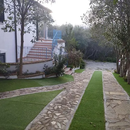 Apartment-edera-near-the-sea-with-parking-and-barbecue Budoni